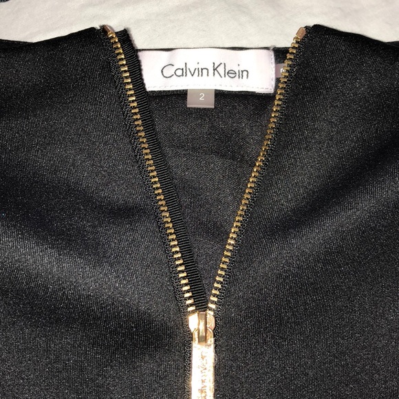 Calvin Klein black pencil skirt - Picture 2 of 4